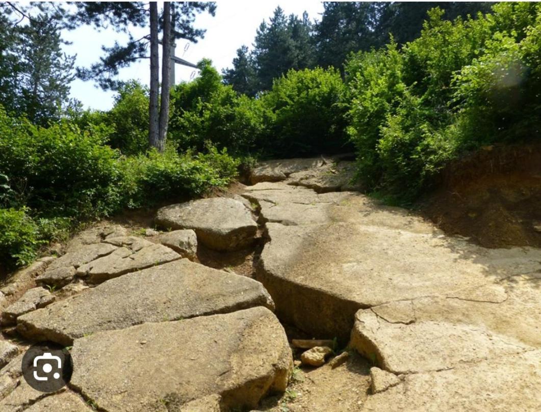 L'Appartement De La Pyramide Du Soleil Visoko Zewnętrze zdjęcie